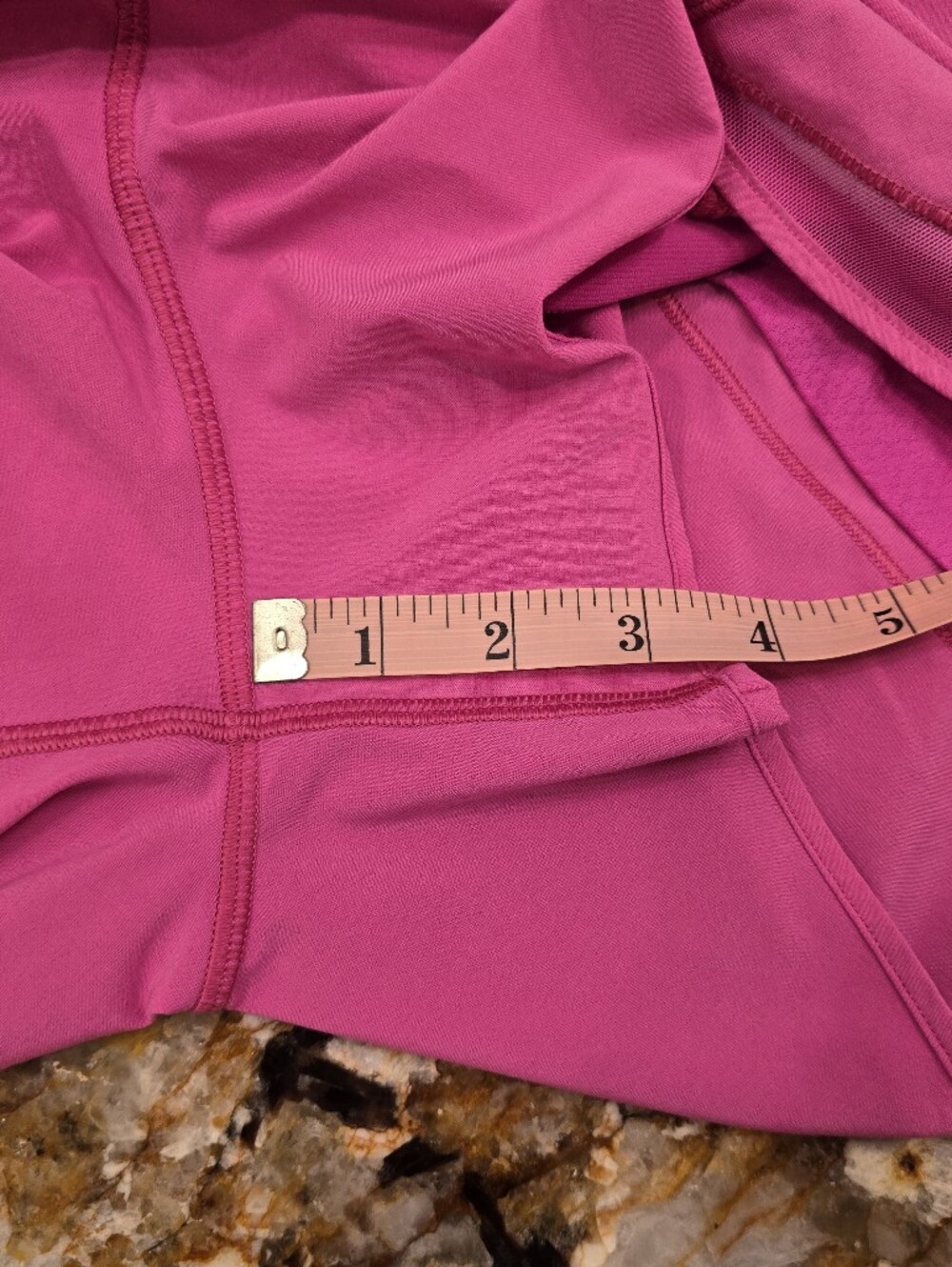 Lululemon Hotty Hot High-Rise Short Sonic Pink Size 2 - Picture 6 of 10